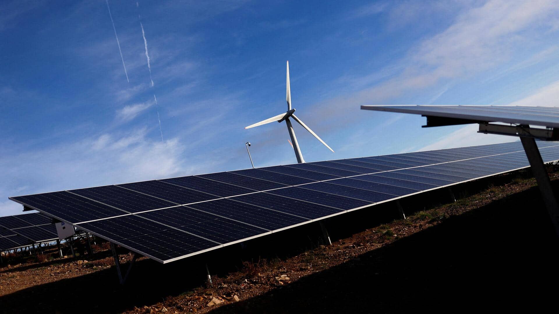 Half of India's electricity now comes from non-fossil fuel sources