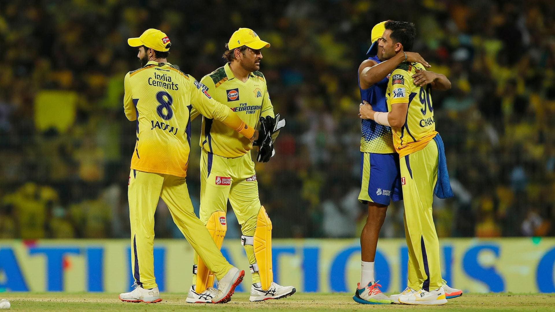 MS Dhoni guides CSK to 10th IPL final, breaks records 