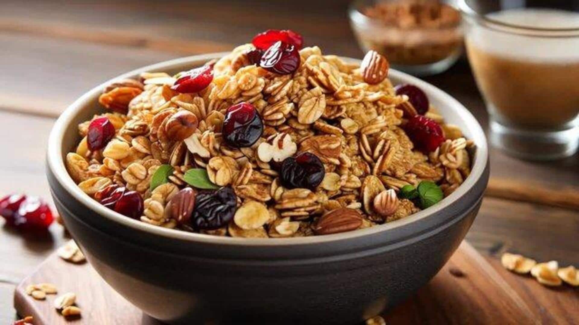 Quick fix: Muesli with dried apricots and almonds