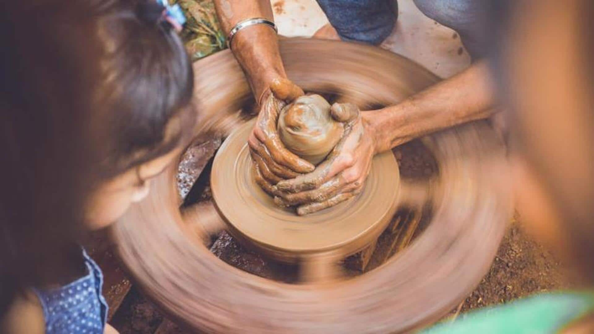 Organizing a DIY pottery workshop