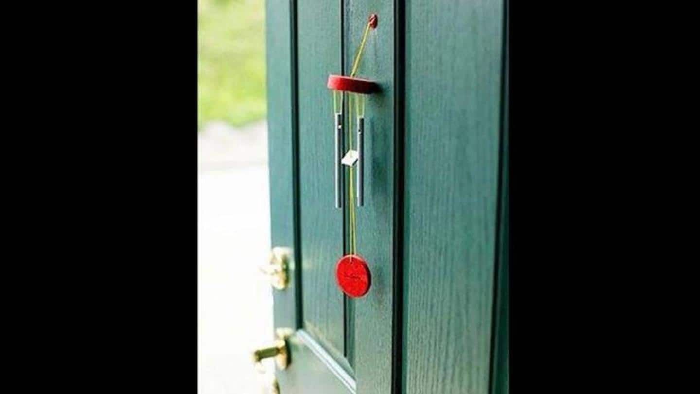 The direction plays an important role to fix wind chime The direction plays an important role to fix wind chime
