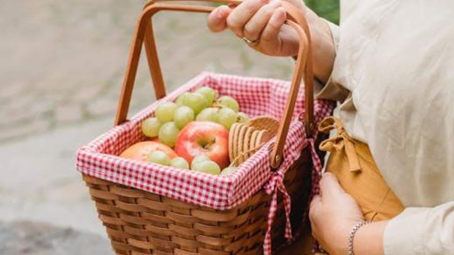 Declutter your picnic basket for effortless outdoor feasts