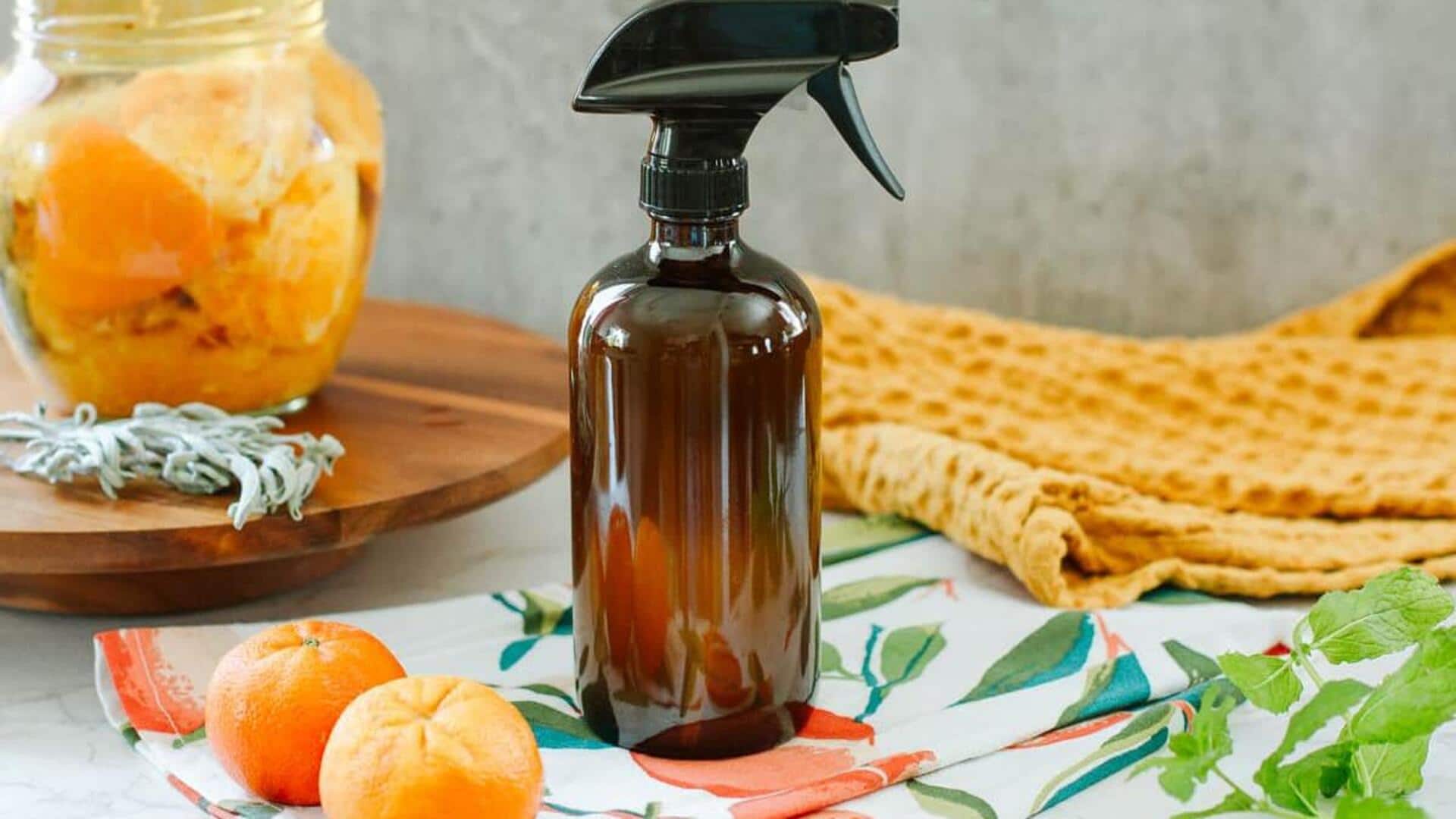 Make cleaning sprays with orange peels: Here's how Make cleaning sprays with orange peels: Here's how
