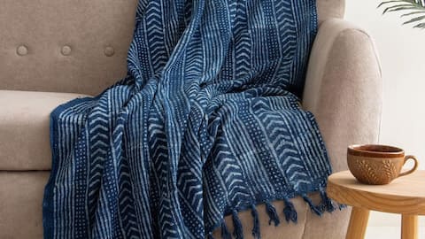 How to use cotton throws for home decor