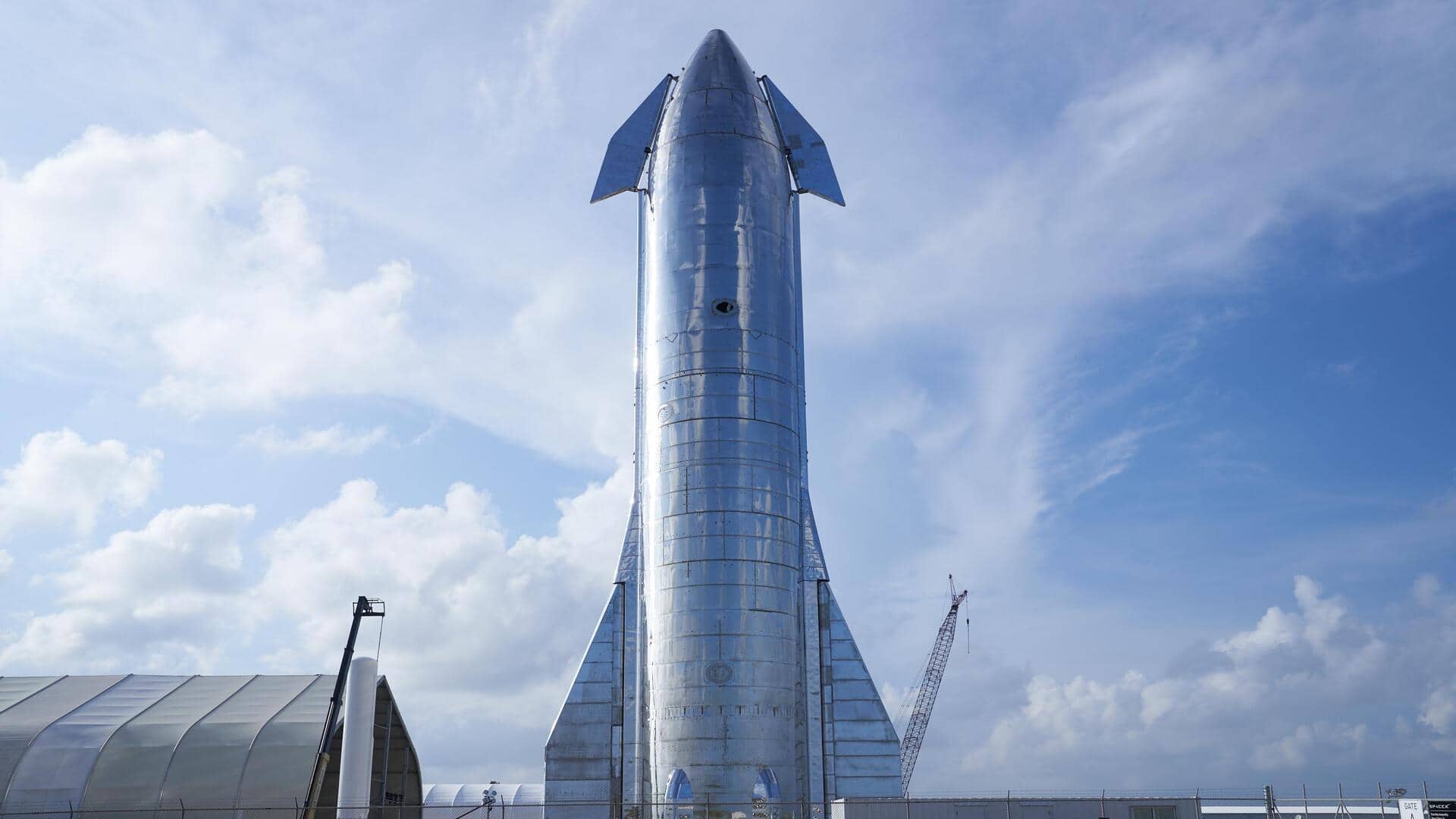 SpaceX's Starship might make a trip to Uranus possible SpaceX's Starship might make a trip to Uranus possible