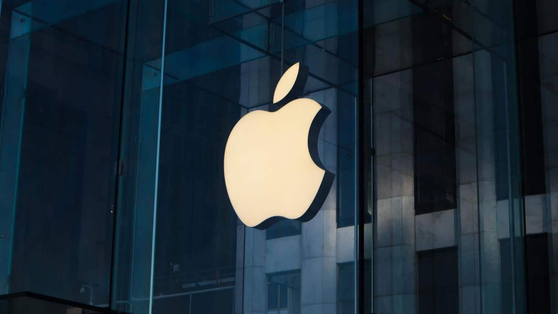 Apple hires ex-Google executive to lead AI product marketing 