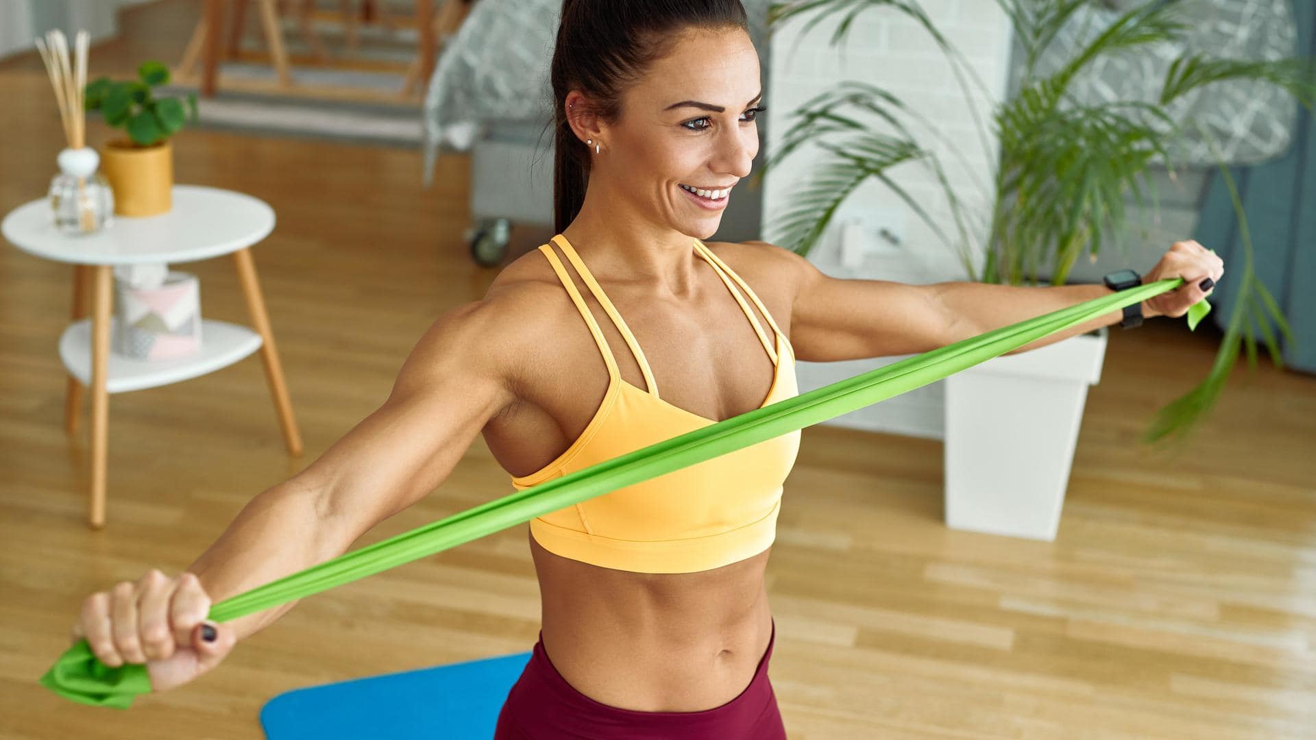 Exercises with resistance bands to tone your arms