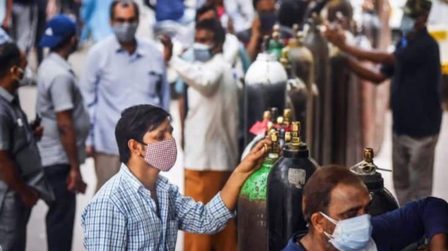 Delhi reported 10,489 new COVID-19 cases on Thursday Delhi reported 10,489 new COVID-19 cases on Thursday
