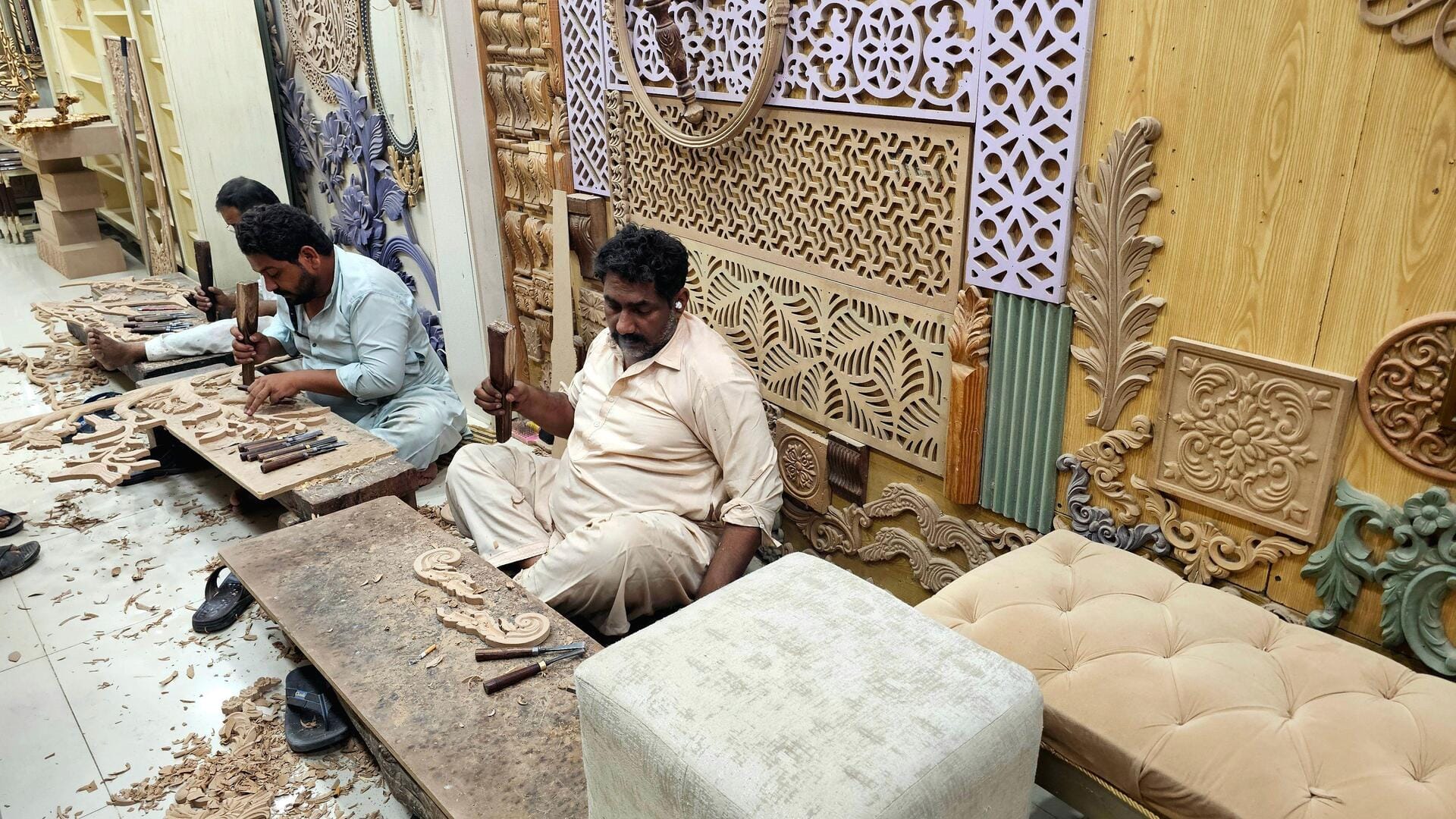 Wood carving: The simple craft that builds stronger hands