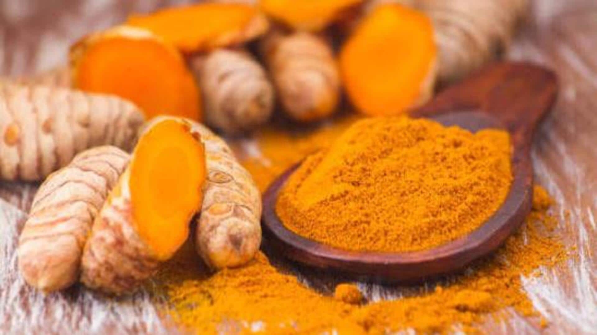 How turmeric can help improve your gum health 