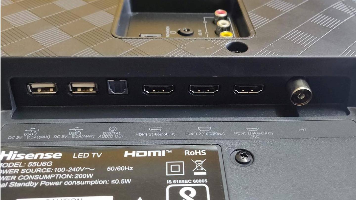 Elegant design with good connectivity options, barring HDMI 2.1 Elegant design with good connectivity options, barring HDMI 2.1