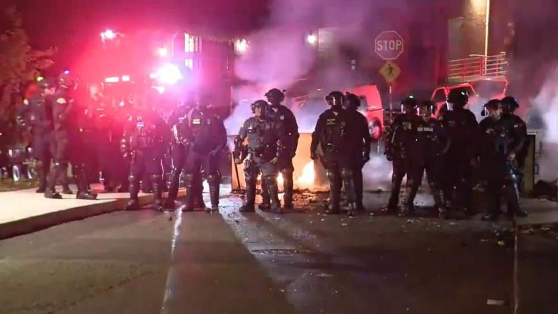 Dozens arrested after masked pro-Palestinian protesters occupy Washington University building Dozens arrested after masked pro-Palestinian protesters occupy Washington University building