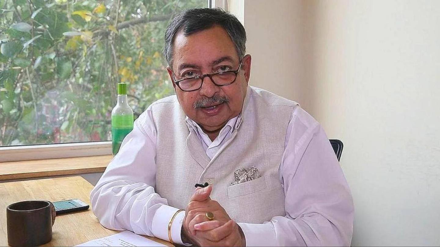 Vinod has worked with 'Doordarshan', 'NDTV' Vinod has worked with 'Doordarshan', 'NDTV'