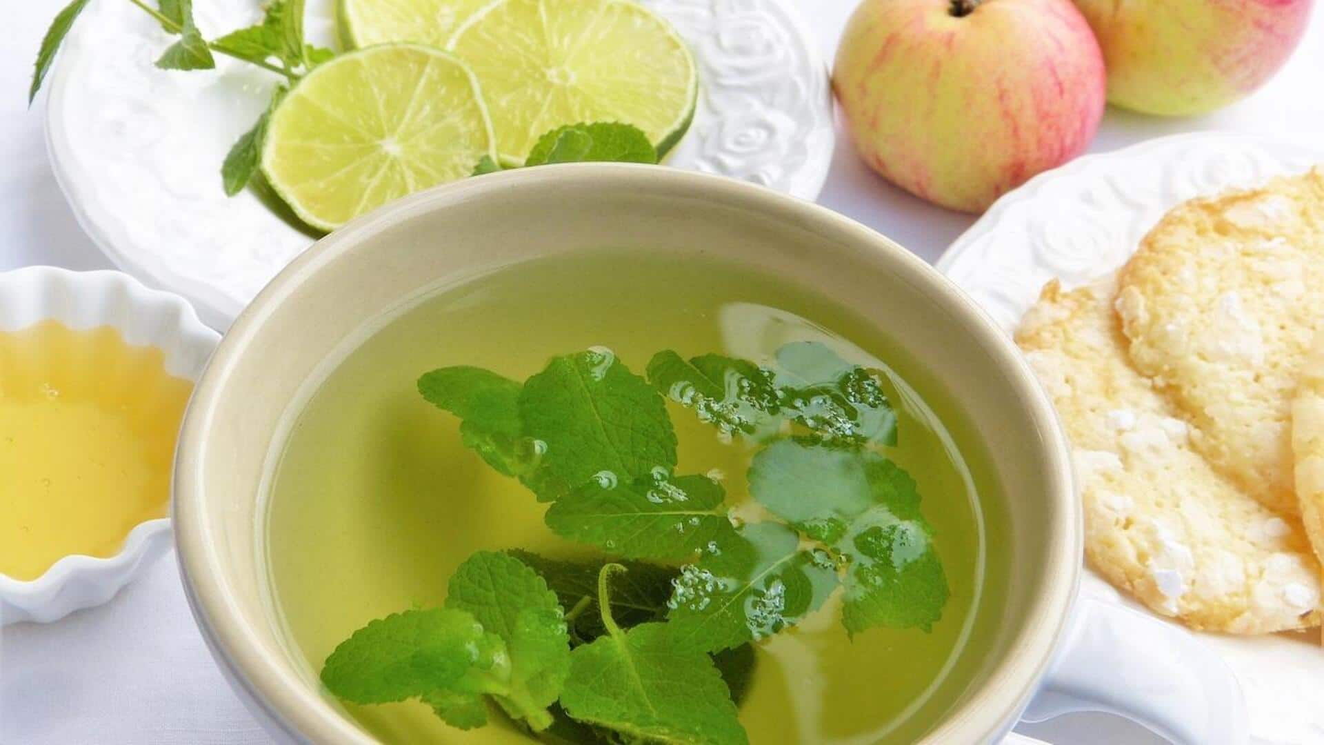 These lemon balm leaf dishes are everyone's favorite!