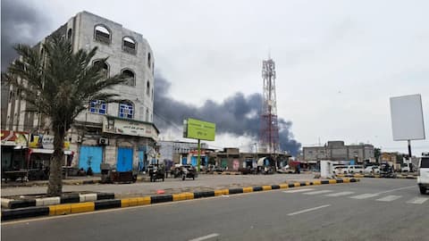 Yemen: Houthi missile-drone attack on Al-Mukha city, port kills 7