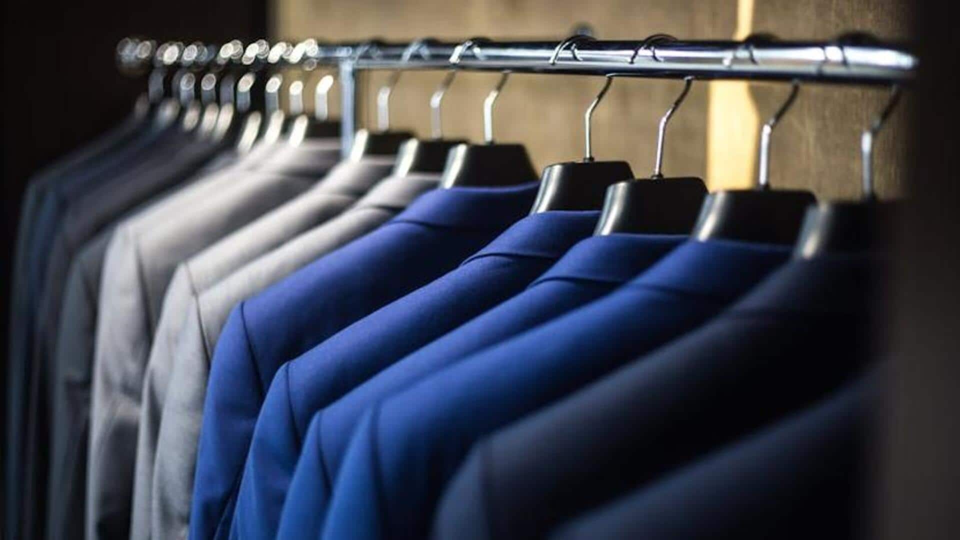 Mastering capsule wardrobe transitions: A guide