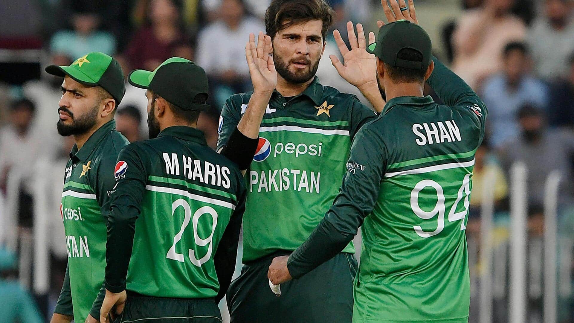 Moin Khan criticizes PCB for removing Shaheen Afridi as captain