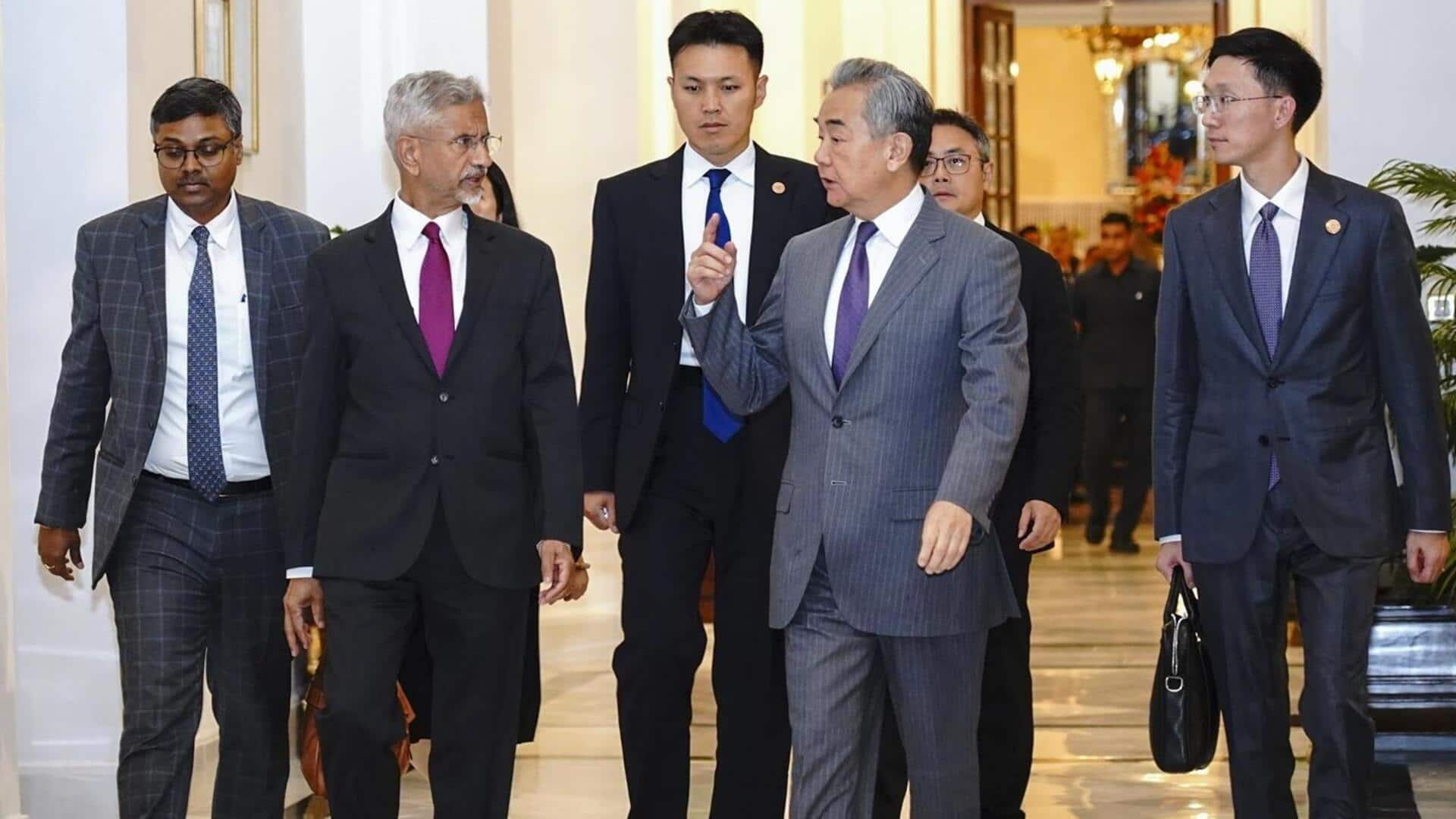 Wang Yi visit: Jaishankar says de-escalation process must 'move forward' Wang Yi visit: Jaishankar says de-escalation process must 'move forward'