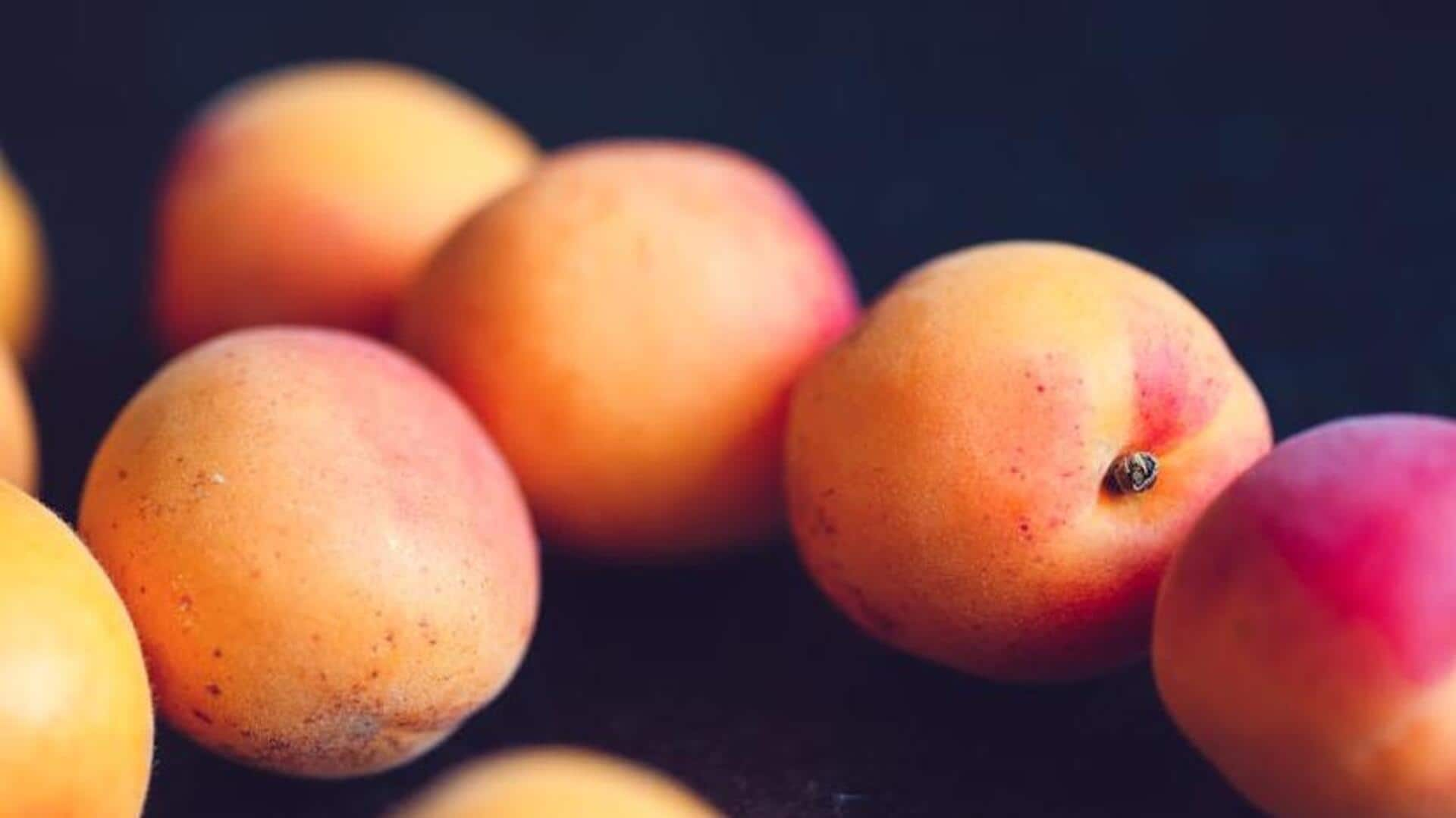 Peach-based vegan desserts to try