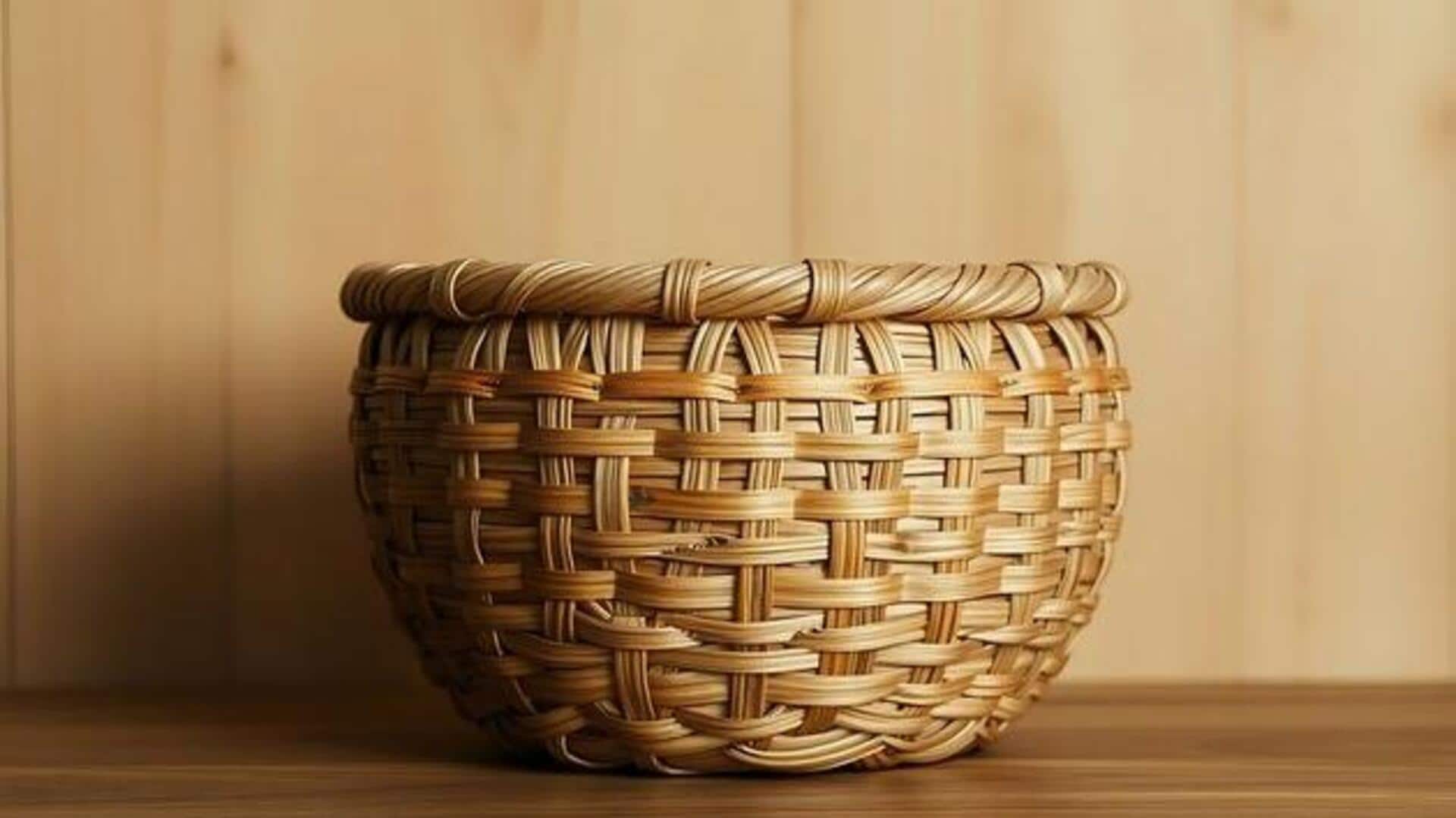 How to make colorful baskets at home