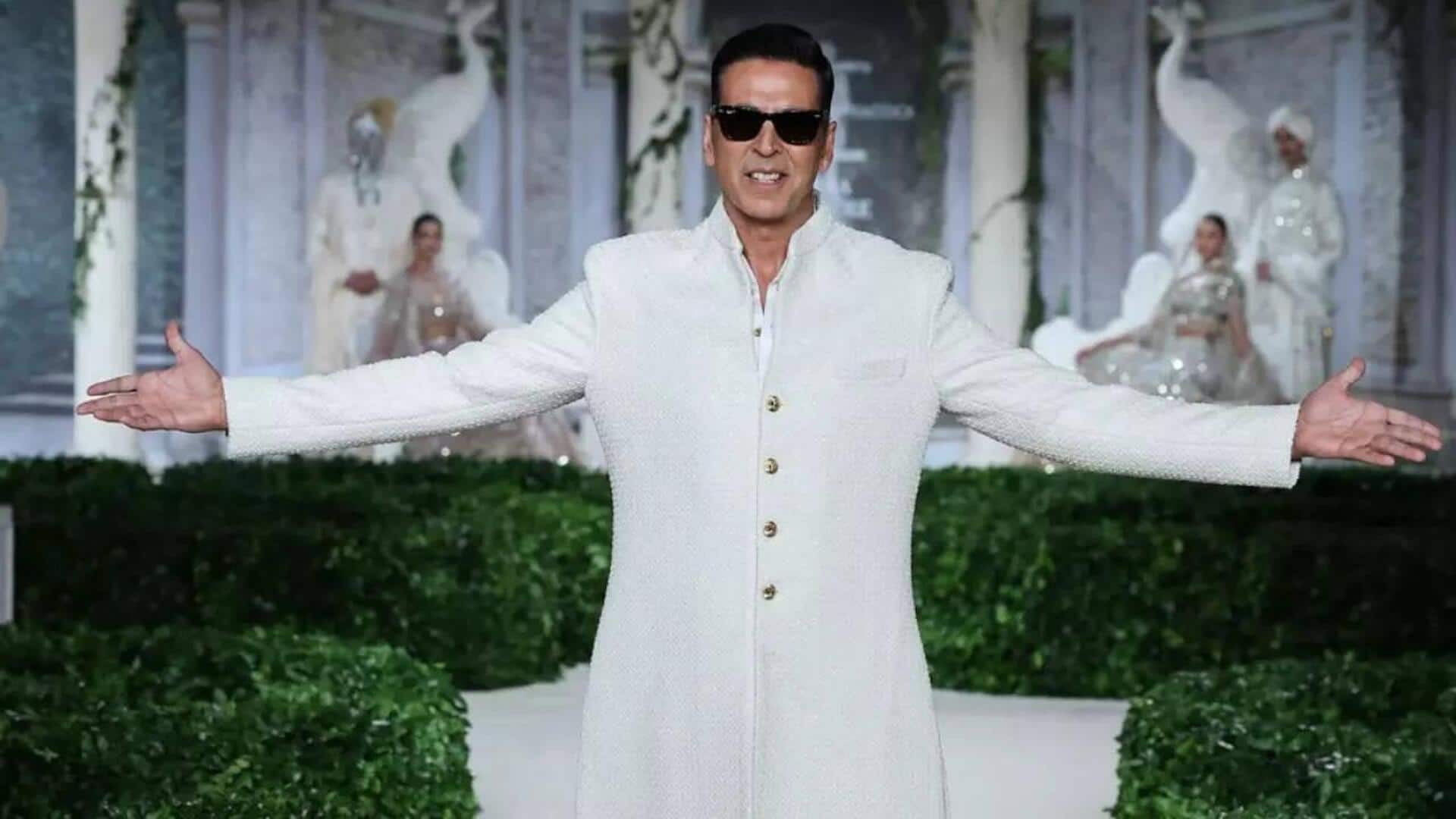 Akshay is like Mithun, signs films without discretion: Suneel Darshan
