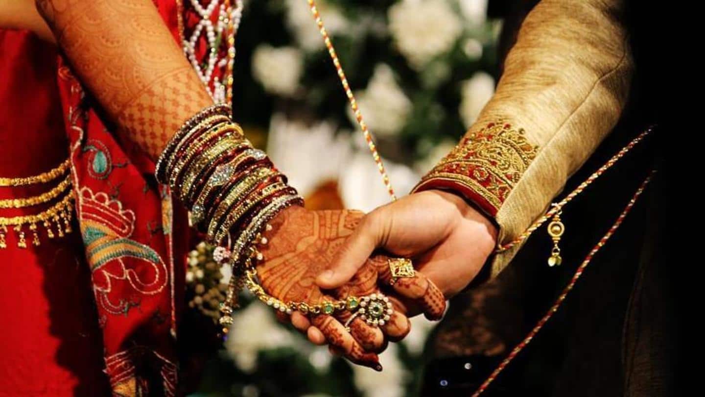 700 people attend wedding in Maharashtra, organizers booked