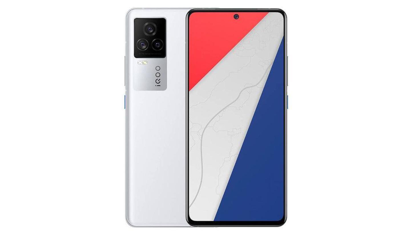 The device is tipped to have a 120Hz AMOLED display The device is tipped to have a 120Hz AMOLED display