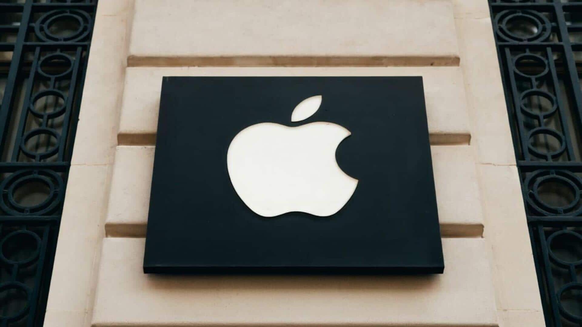 Apple showing persistent ads on iPhones, and users are unhappy