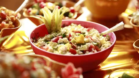 How to make fluffy sabudana khichdi in minutes