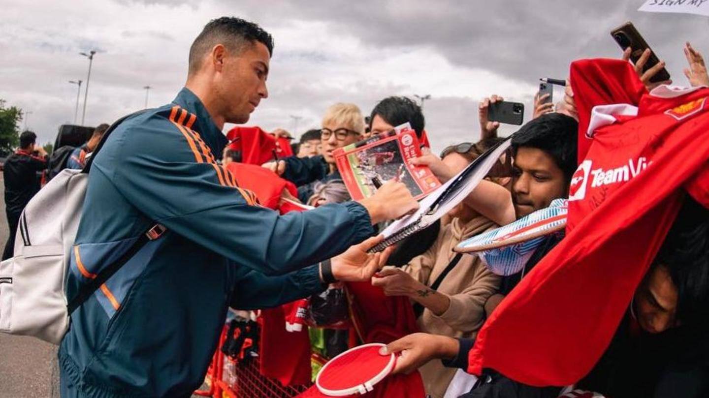 Cristiano Ronaldo dropped from Manchester United squad for Chelsea clash