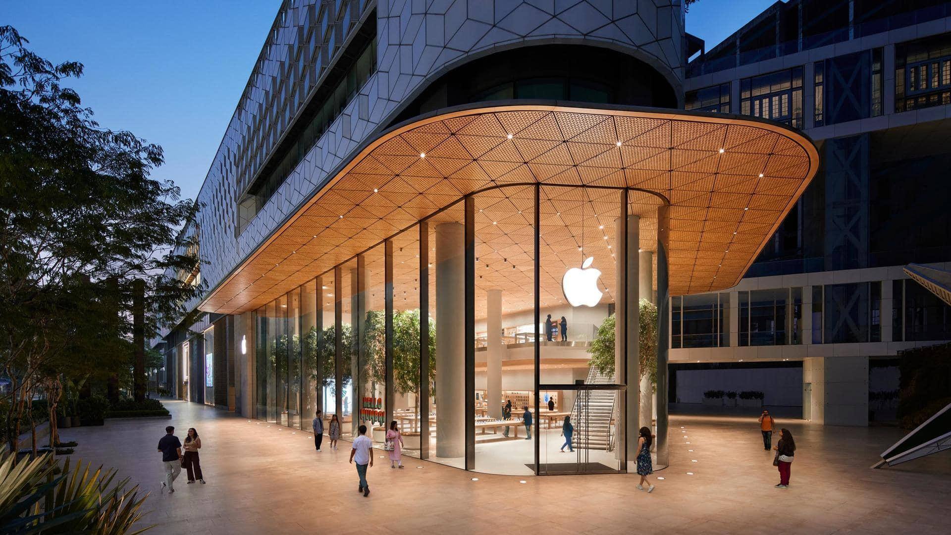 Apple to hire 400 employees for new stores in India