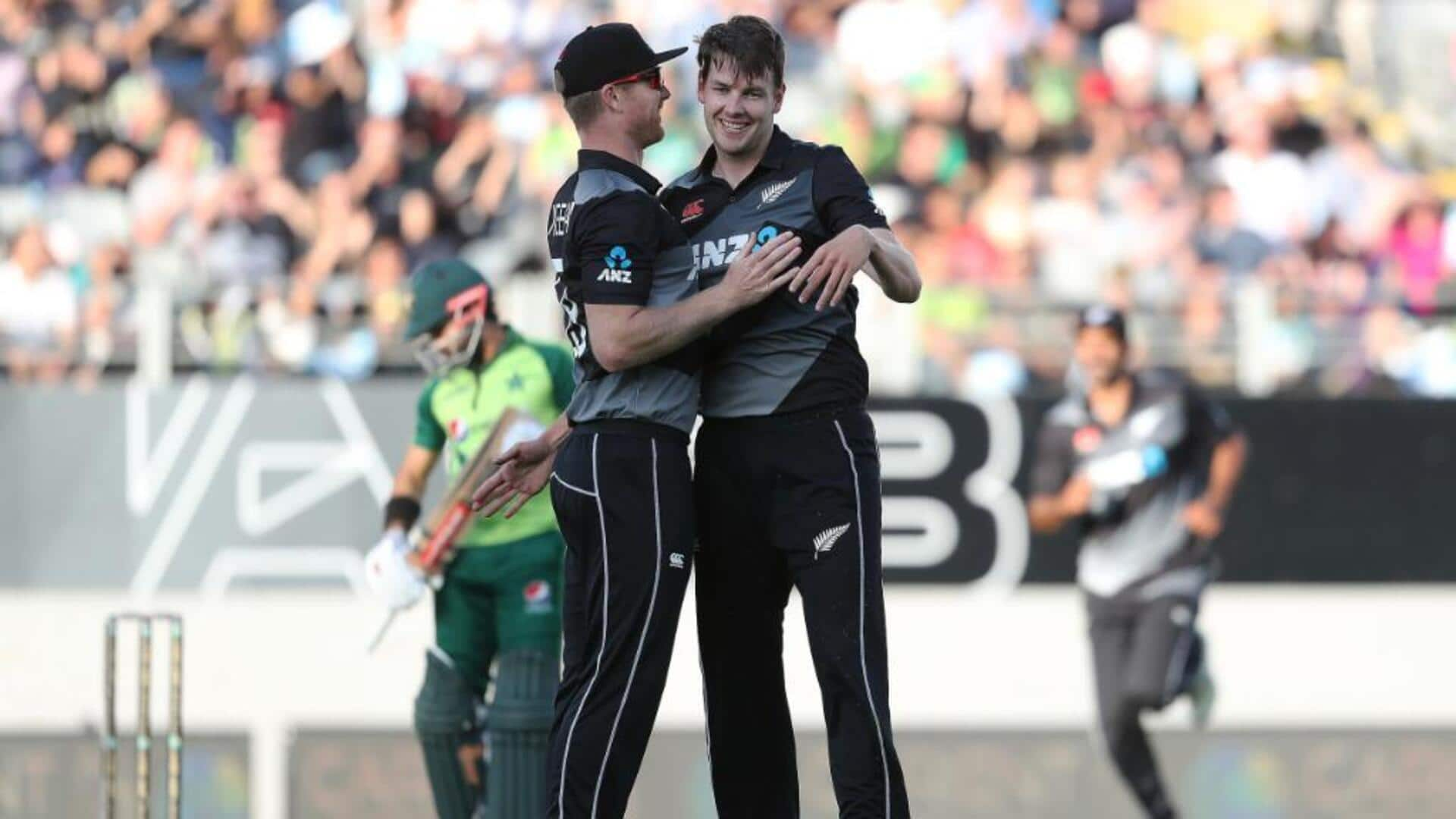 Dominant NZ crush Pakistan in 1st T20I: Key stats 