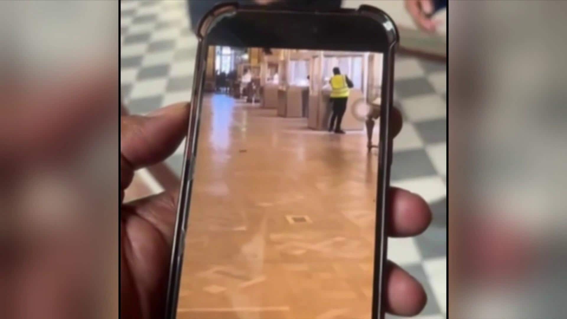 Video: Louvre heist caught on camera; man cuts through glass-case Video: Louvre heist caught on camera; man cuts through glass-case