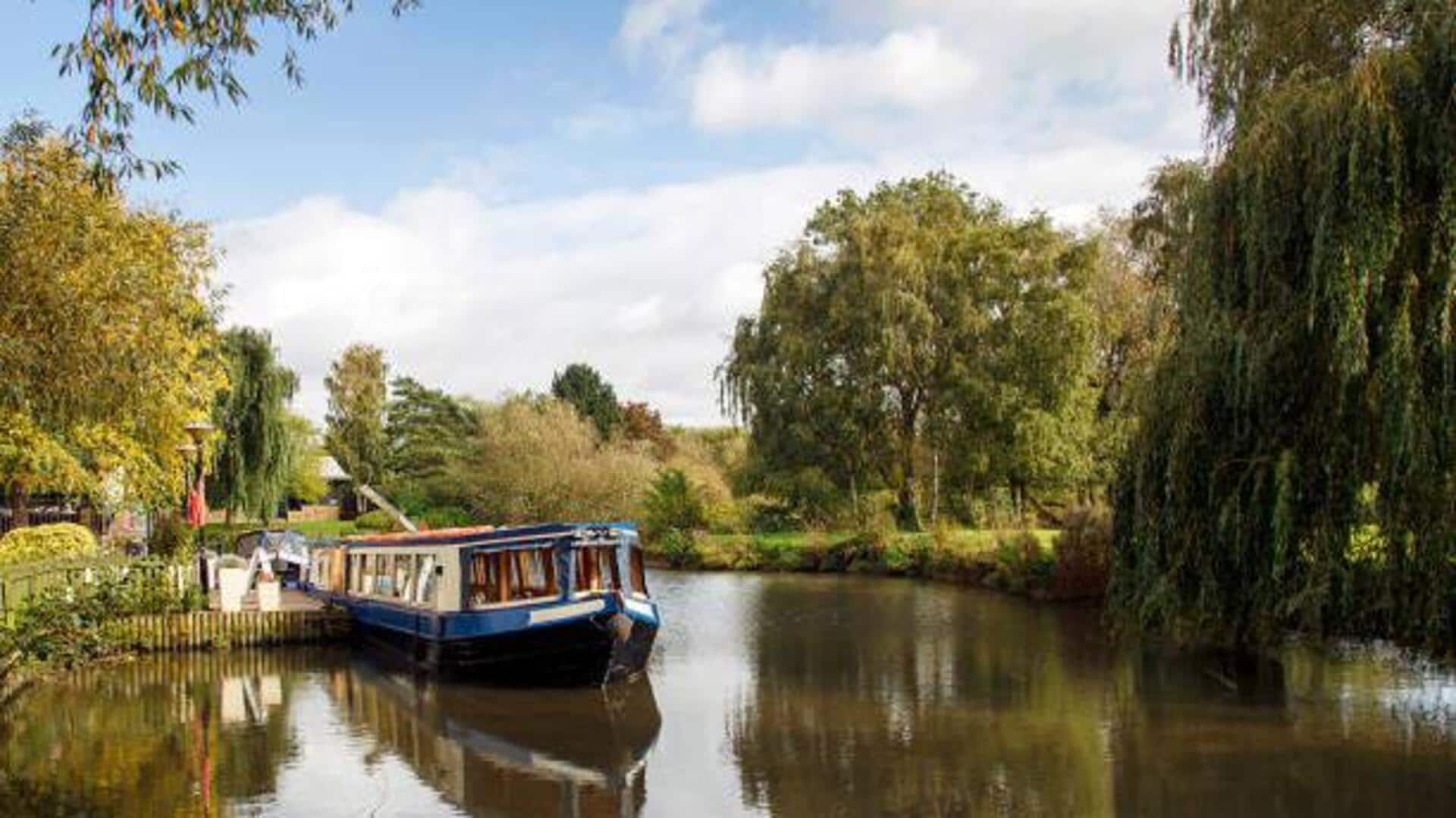 5 underrated canals perfect for boat rides 