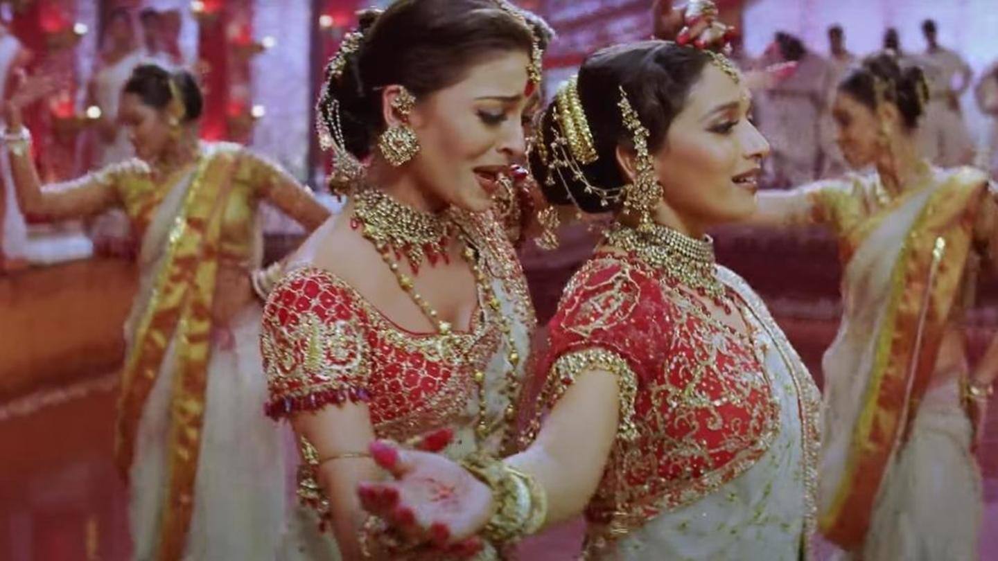 'Dola Re Dola' from SRK-led 'Devdas' 'Dola Re Dola' from SRK-led 'Devdas'