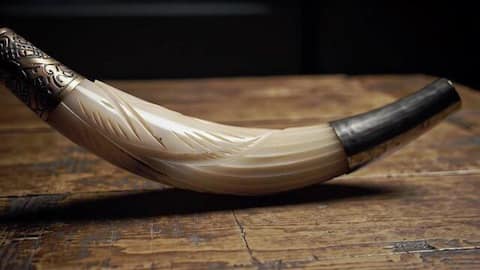 How contemporary artists are redefining horn carving