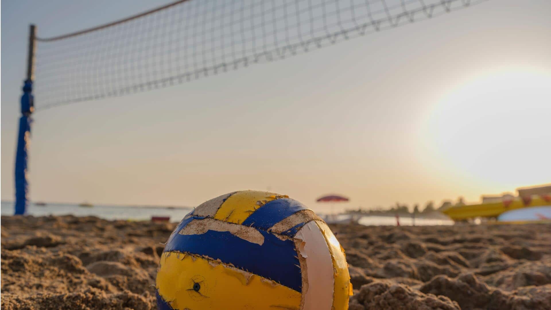 5 surprising benefits of playing volleyball at the beach