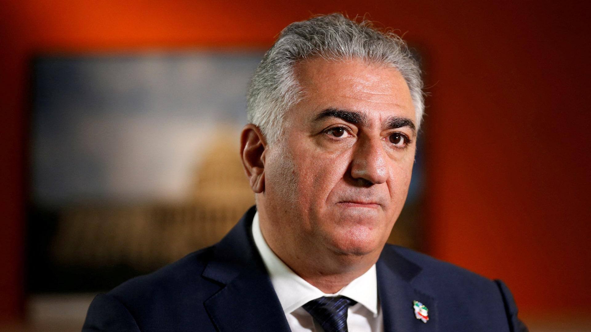 Iran state TV hack: Messages urge military to join citizens