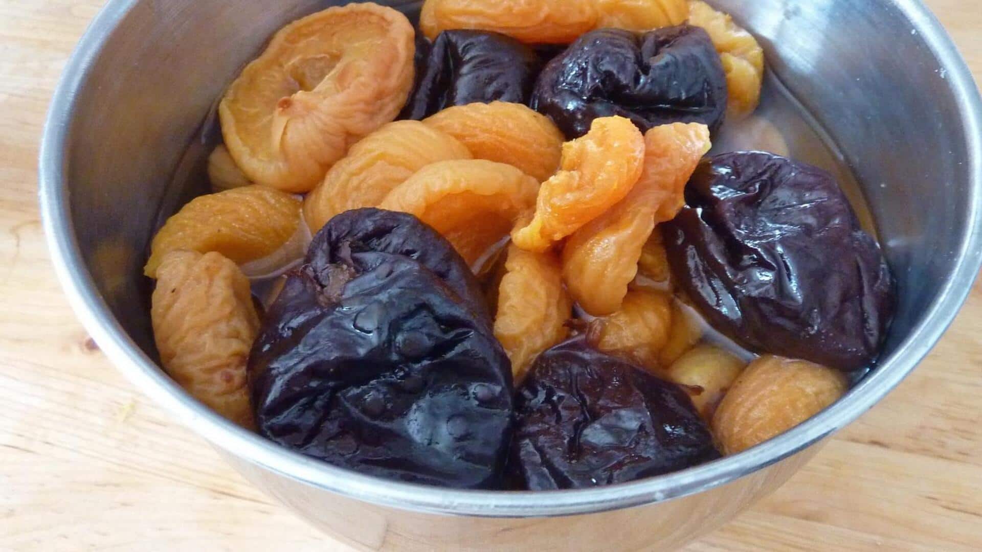 Apricots v/s prunes: Which has more fiber?