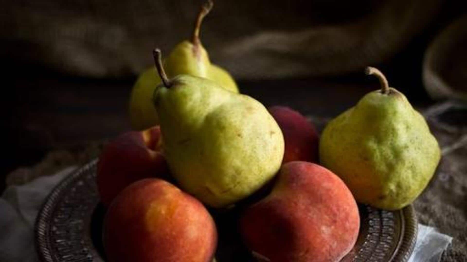 Pear vs. peach: A detailed nutritional comparison