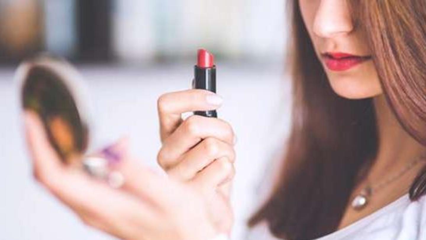 Keep liquid lipstick and lip gloss sealed all the time Keep liquid lipstick and lip gloss sealed all the time