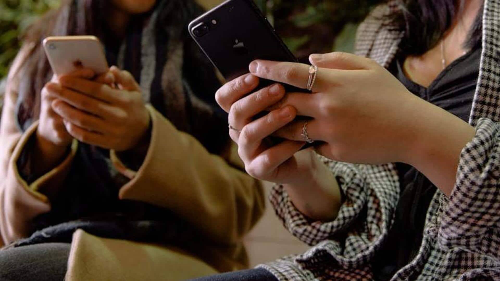 How to keep your smartphone safe in public spaces