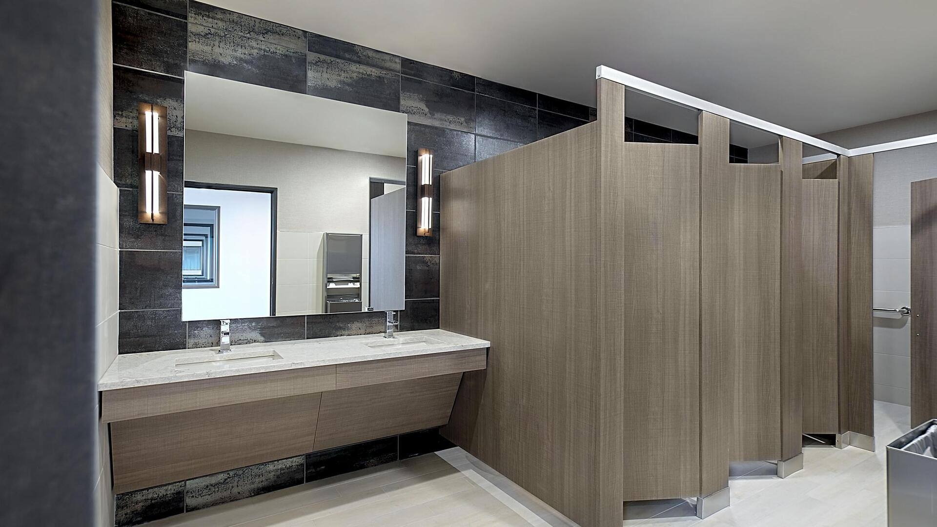 Office restroom etiquette: 5 tips to follow Office restroom etiquette: 5 tips to follow