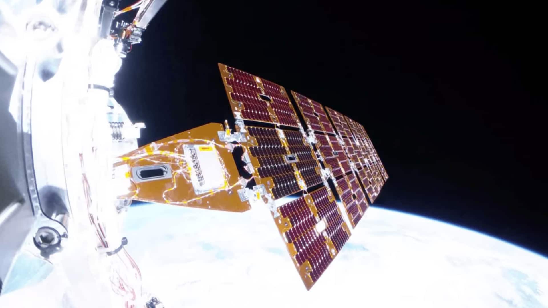 NASA's telescope rescue mission faces crisis in orbit