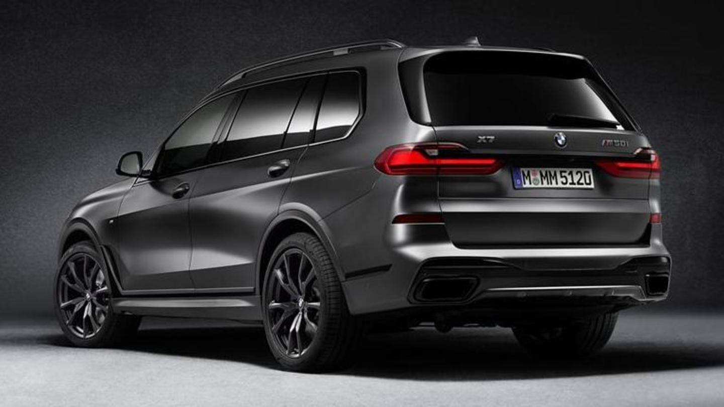 The car has a black chrome kidney grille The car has a black chrome kidney grille