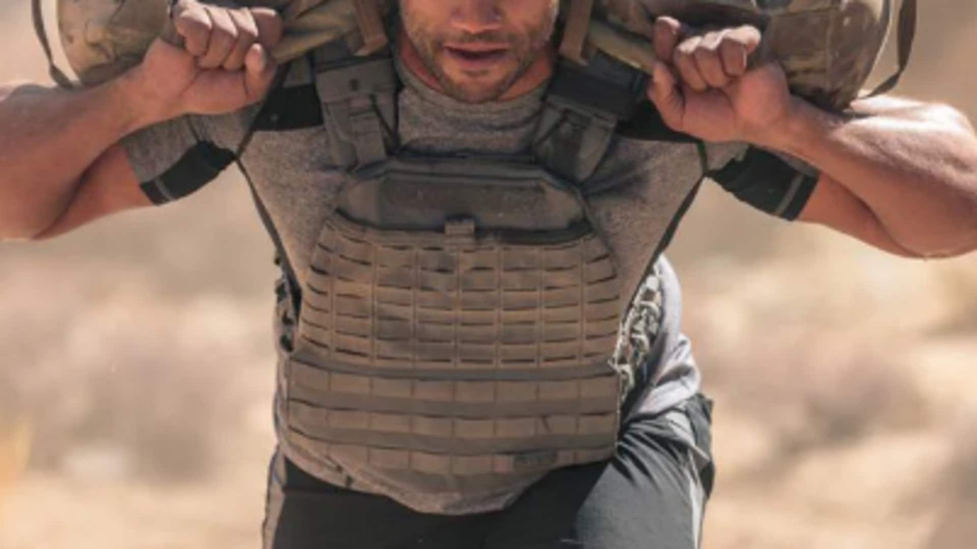 5 surprising benefits of hiking with a weighted vest 5 surprising benefits of hiking with a weighted vest