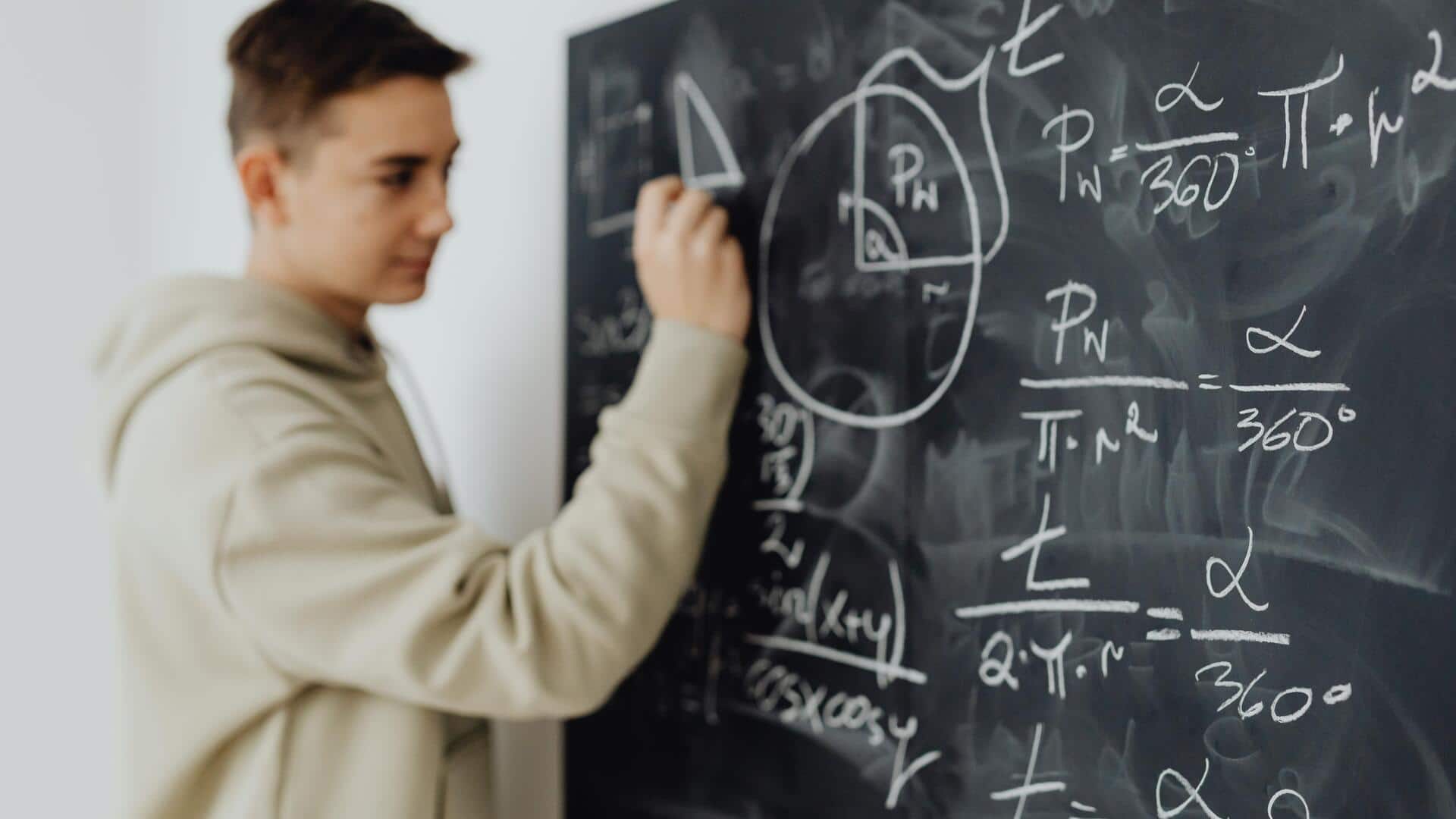 Think quicker every day with these brain exercises