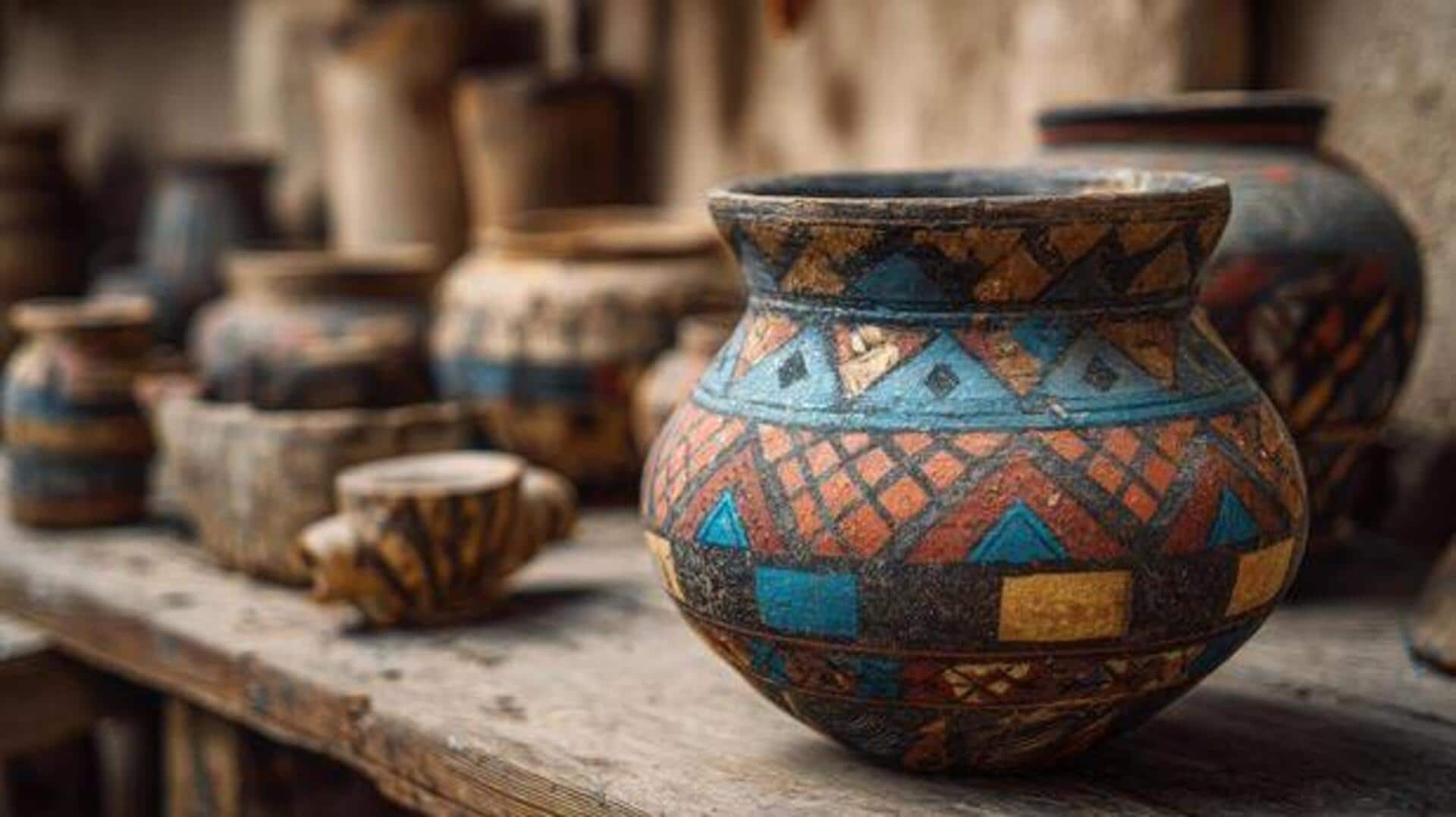 How to paint pots with African patterns