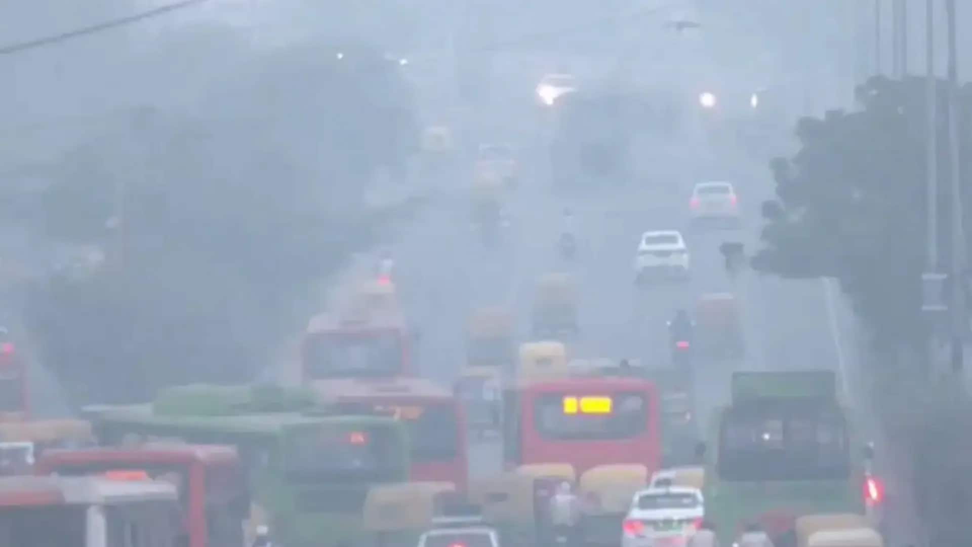 Delhi's air quality remains 'very poor' for 3rd consecutive day