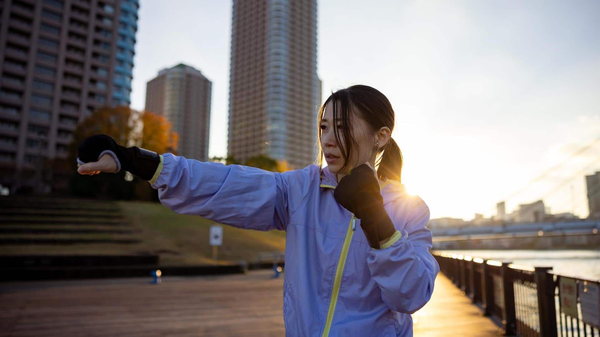 Shadow boxing v/s power walking: Which enhances mental alertness more?